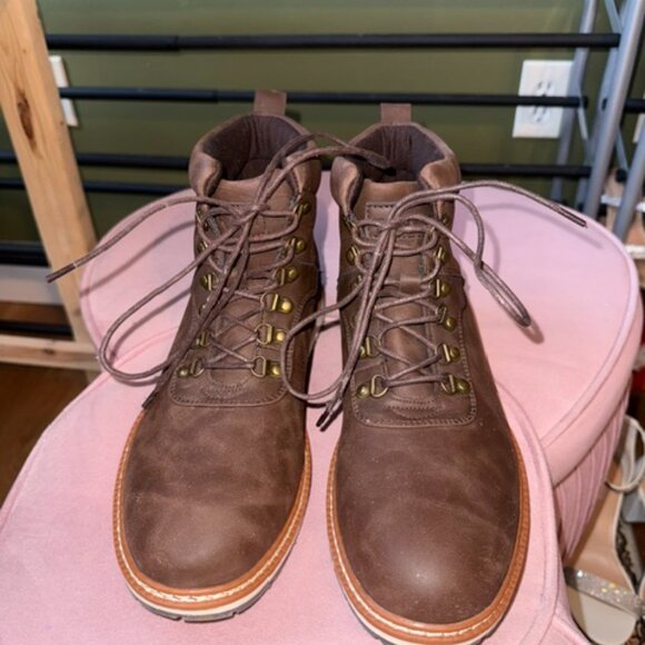 Men's Tahari Boots, 10, Brown - Picture 2 of 6